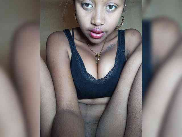 Victoria33 webcam