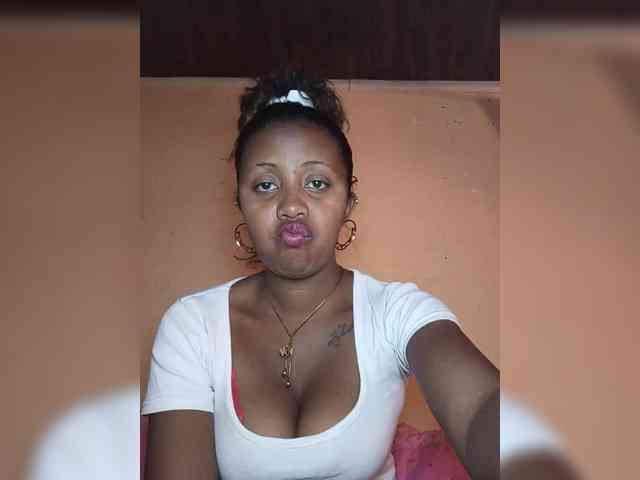 Victoria33 webcam