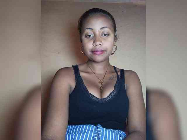 Victoria33 webcam