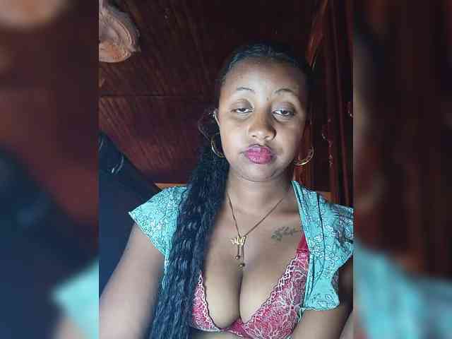 Victoria33 webcam