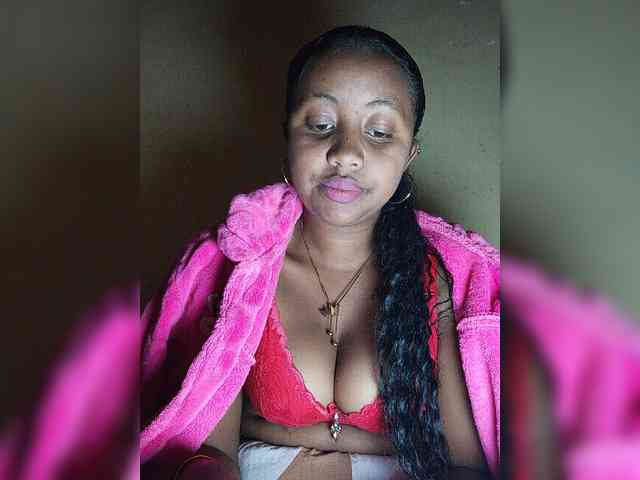 Victoria33 webcam