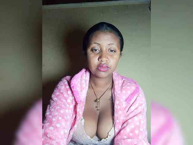 Victoria33 webcam