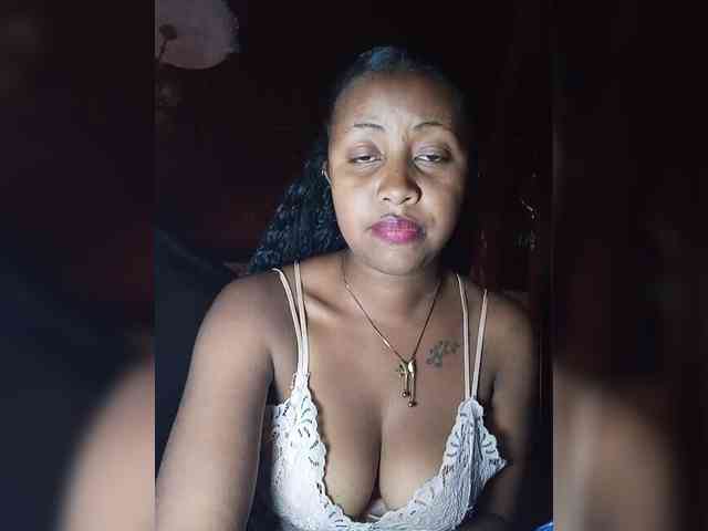 Victoria33 webcam
