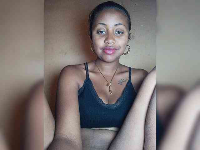 Victoria33 webcam