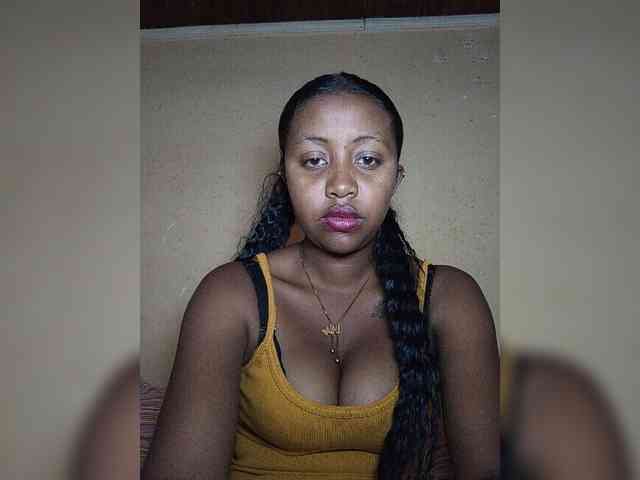 Victoria33 webcam
