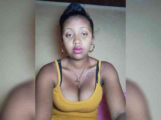 Victoria33 webcam