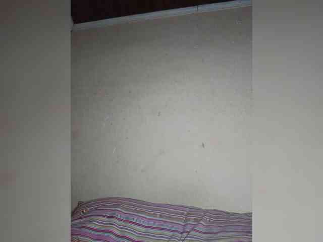 Victoria33 webcam
