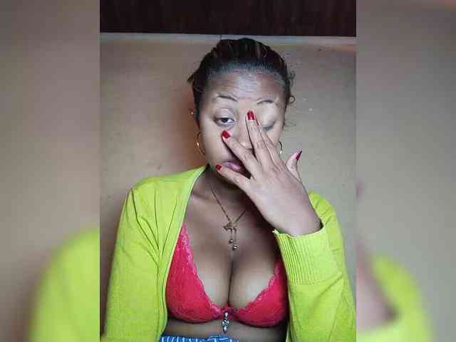 Victoria33 webcam