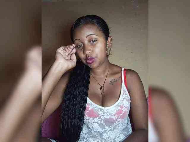 Victoria33 webcam