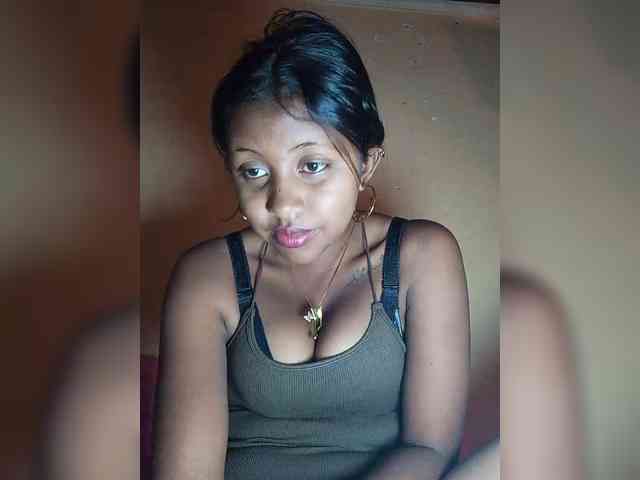 Victoria33 webcam