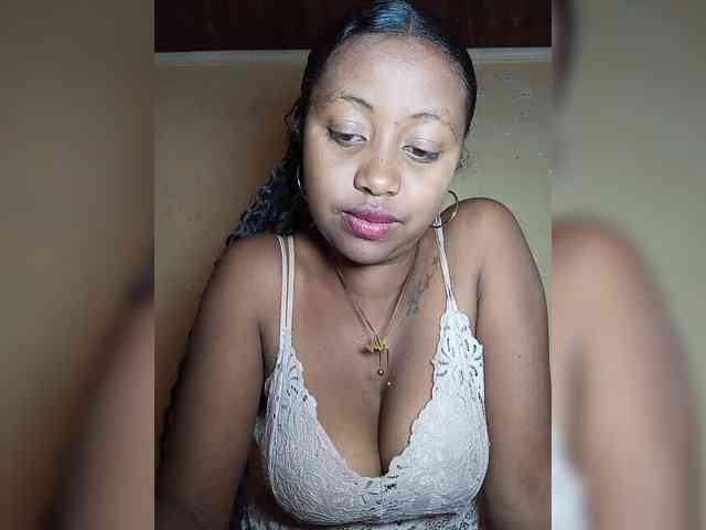 Victoria33 webcam