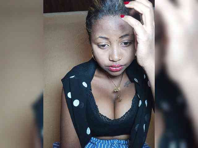Victoria33 webcam