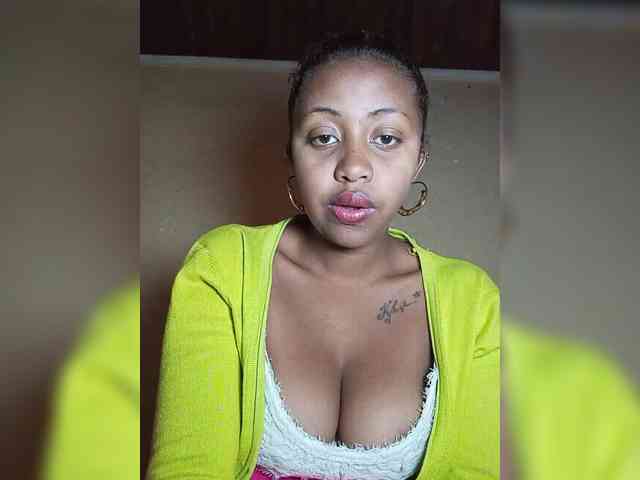 Victoria33 webcam