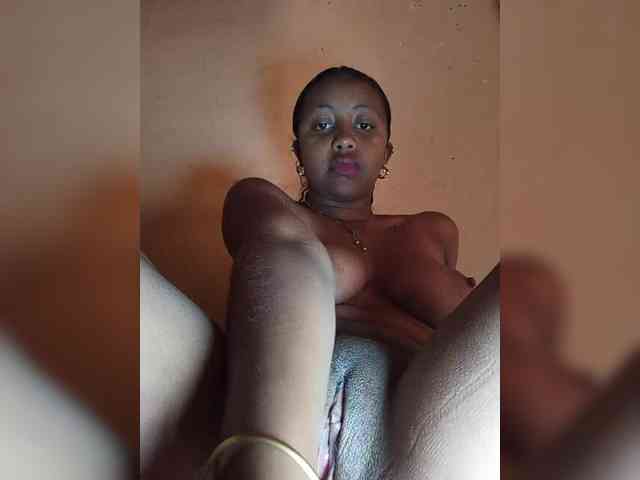 Victoria33 webcam