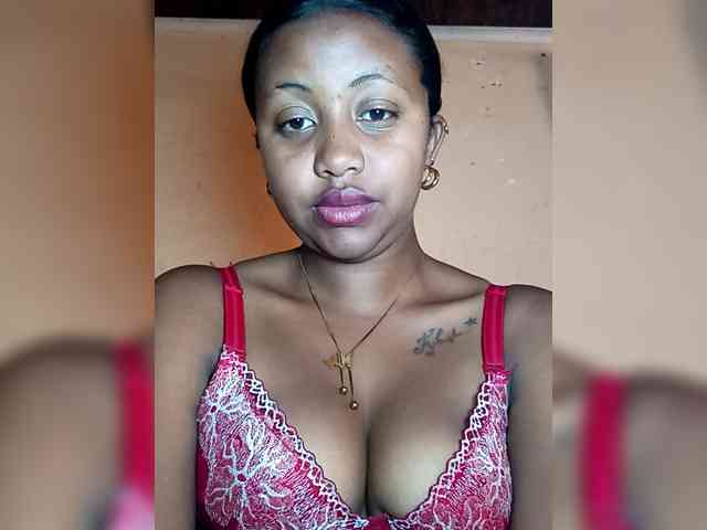 Victoria33 webcam