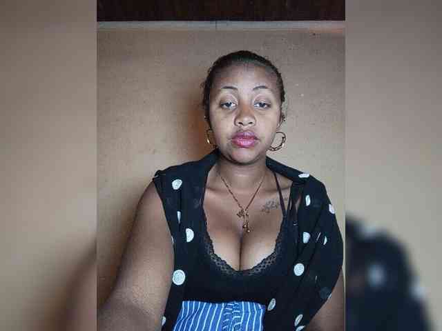 Victoria33 webcam