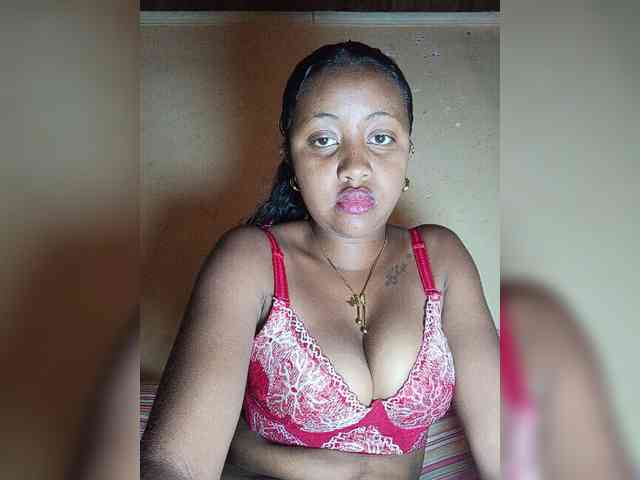 Victoria33 webcam