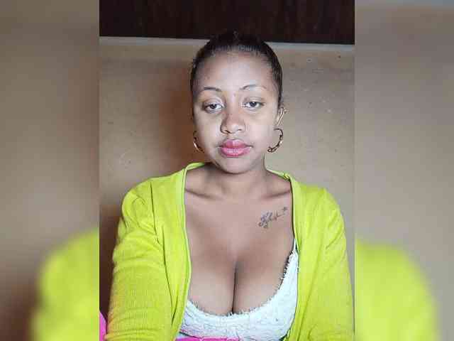 Victoria33 webcam