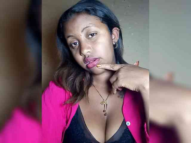 Victoria33 webcam