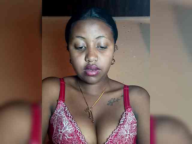 Victoria33 webcam