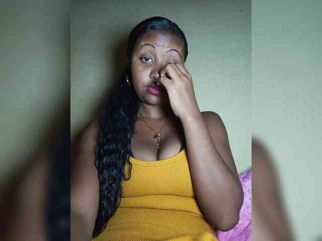Victoria33 webcam