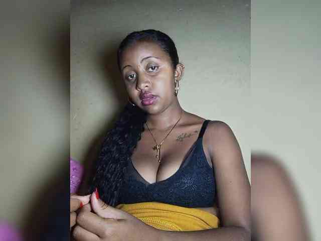 Victoria33 webcam