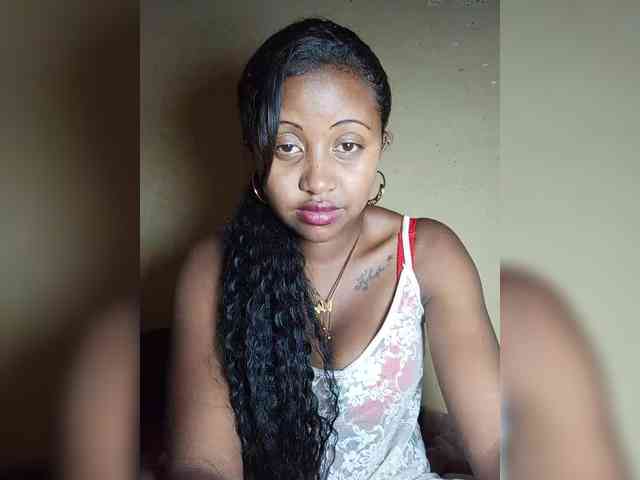 Victoria33 webcam