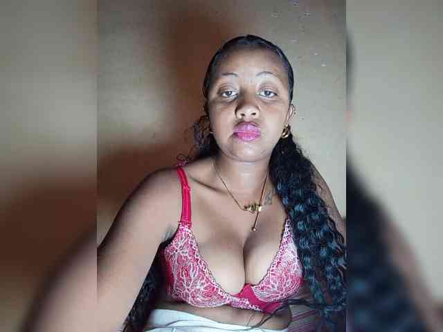 Victoria33 webcam