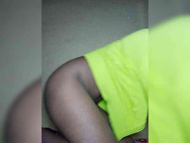 Victoria33 webcam