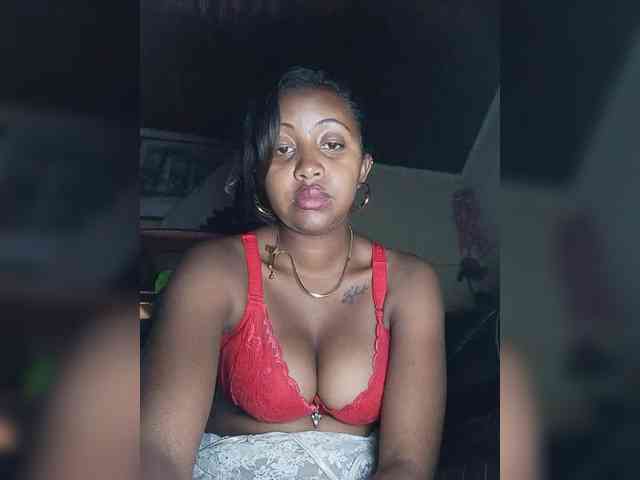 Victoria33 webcam