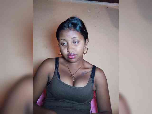 Victoria33 webcam