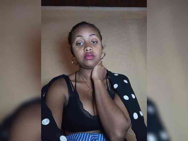 Victoria33 webcam
