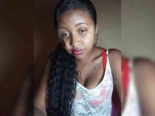 Victoria33 webcam