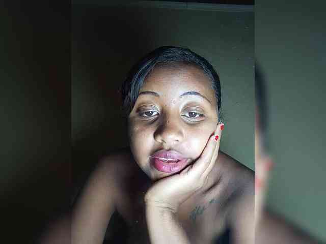 Victoria33 webcam