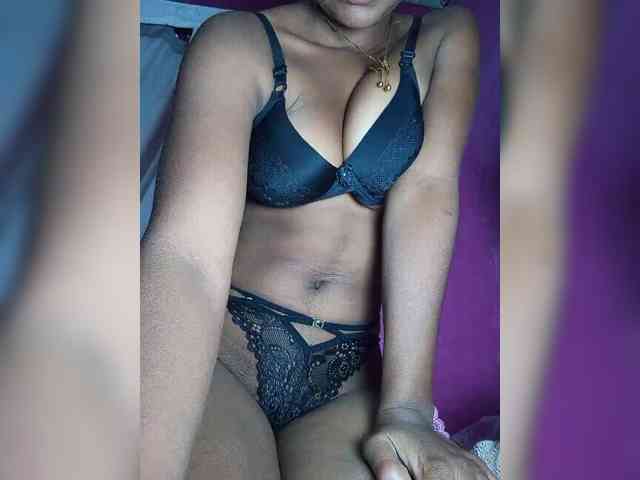 Victoria33 webcam