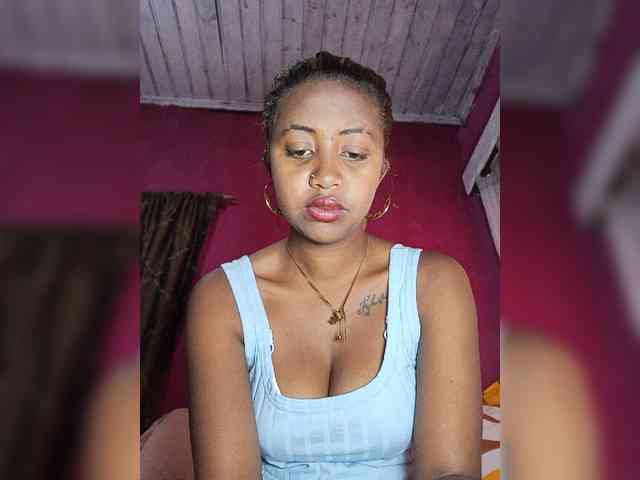 Victoria33 webcam