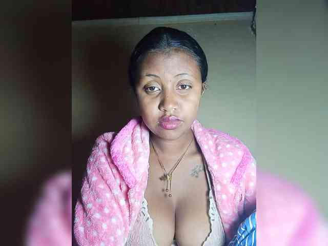 Victoria33 webcam