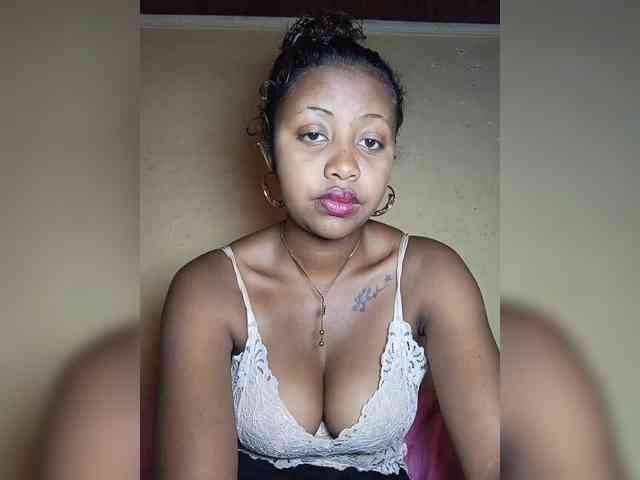 Victoria33 webcam