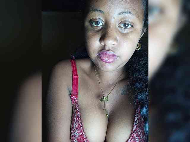 Victoria33 webcam