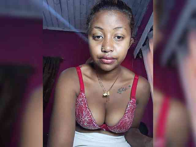 Victoria33 webcam