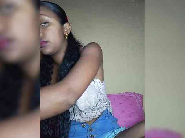 Victoria33 webcam