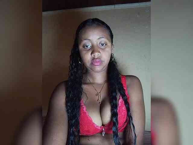 Victoria33 webcam