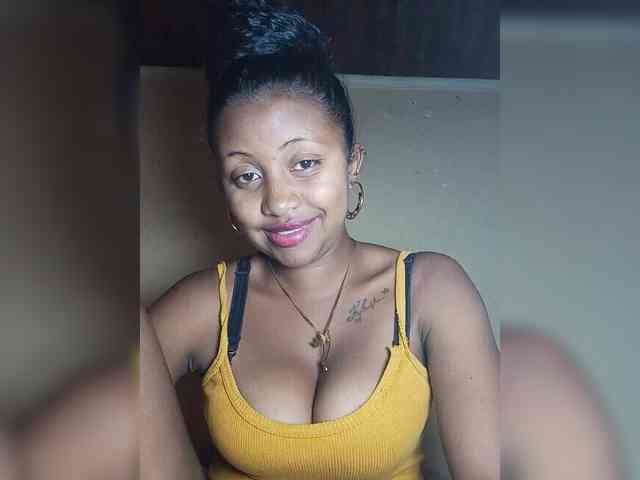 Victoria33 webcam