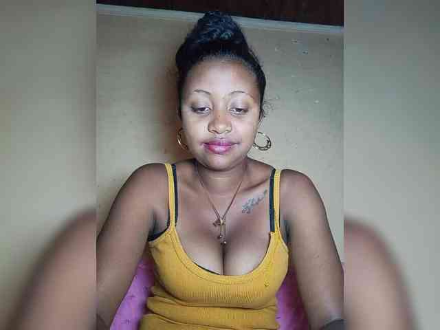 Victoria33 webcam