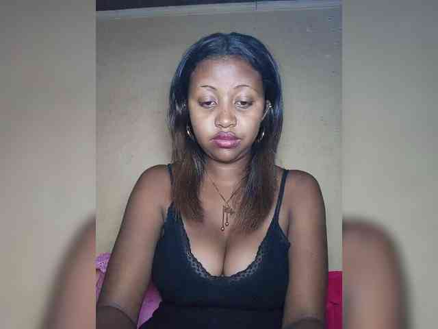 Victoria33 webcam