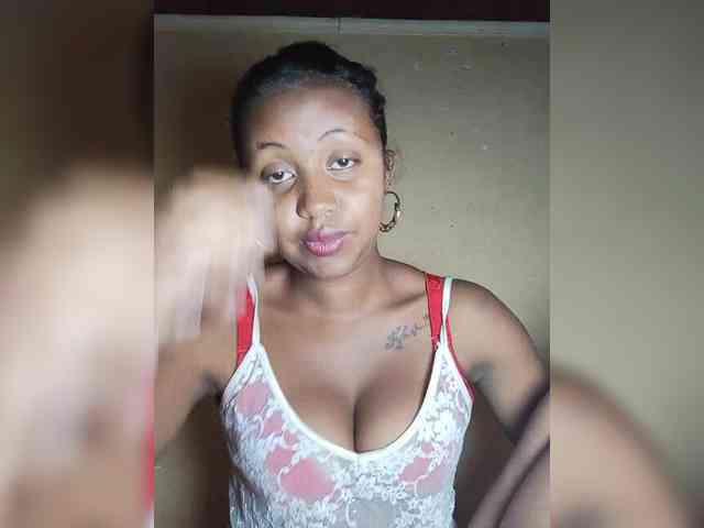 Victoria33 webcam