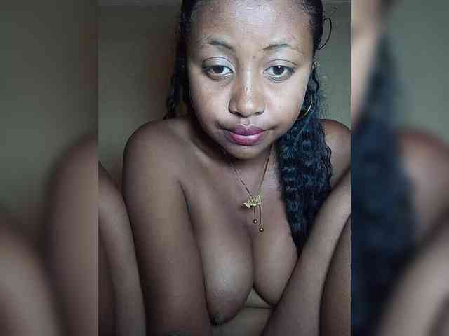Victoria33 webcam
