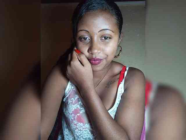 Victoria33 webcam