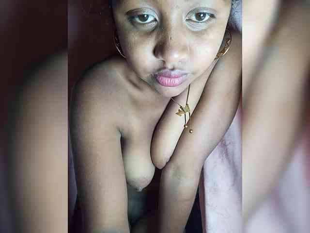 Victoria33 webcam