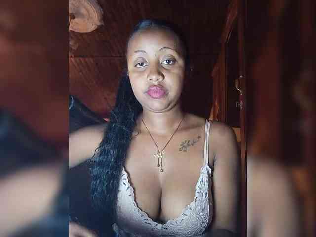 Victoria33 webcam